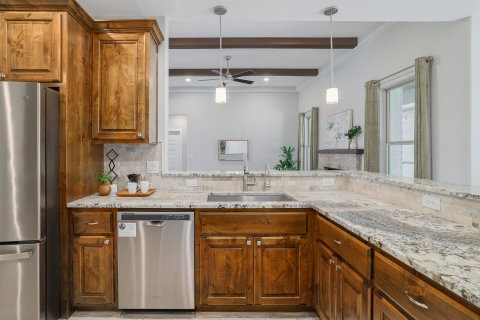 Custom 2018 home on 1.12 acres in Circle D